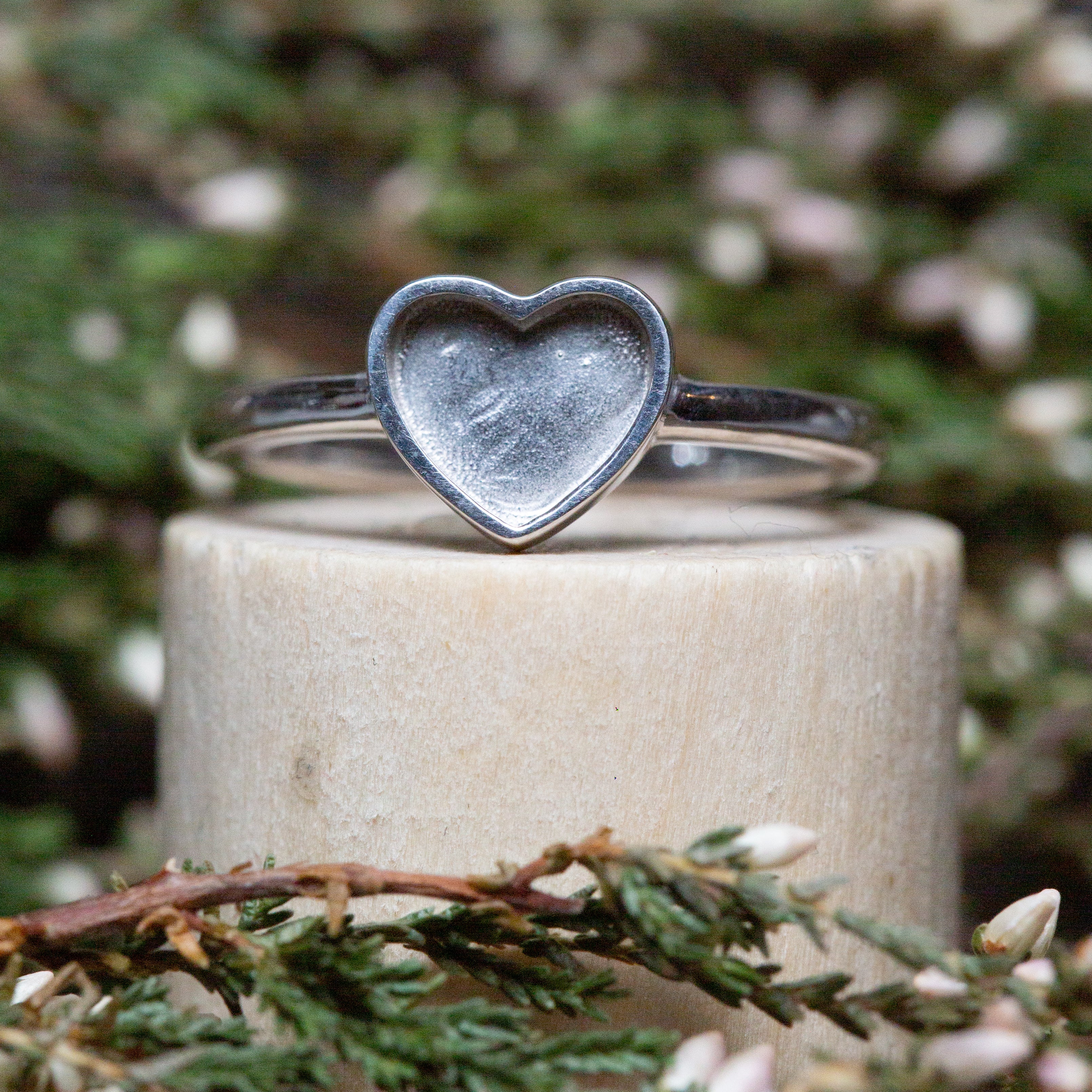 Chunky 2025 heart ring